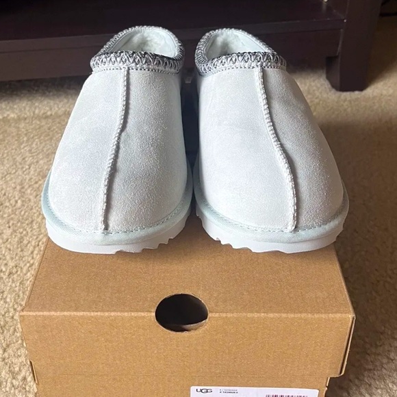 🤍🐭☑️ UGG TASMAN SLIPPERS GOOSE SZ 5Y / 7W 🐭☑️🤍 - Picture 3 of 6